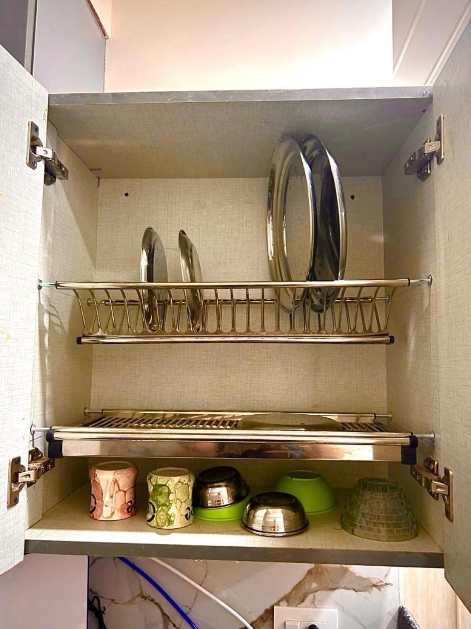 The Hideaway In South Delhi Apartment