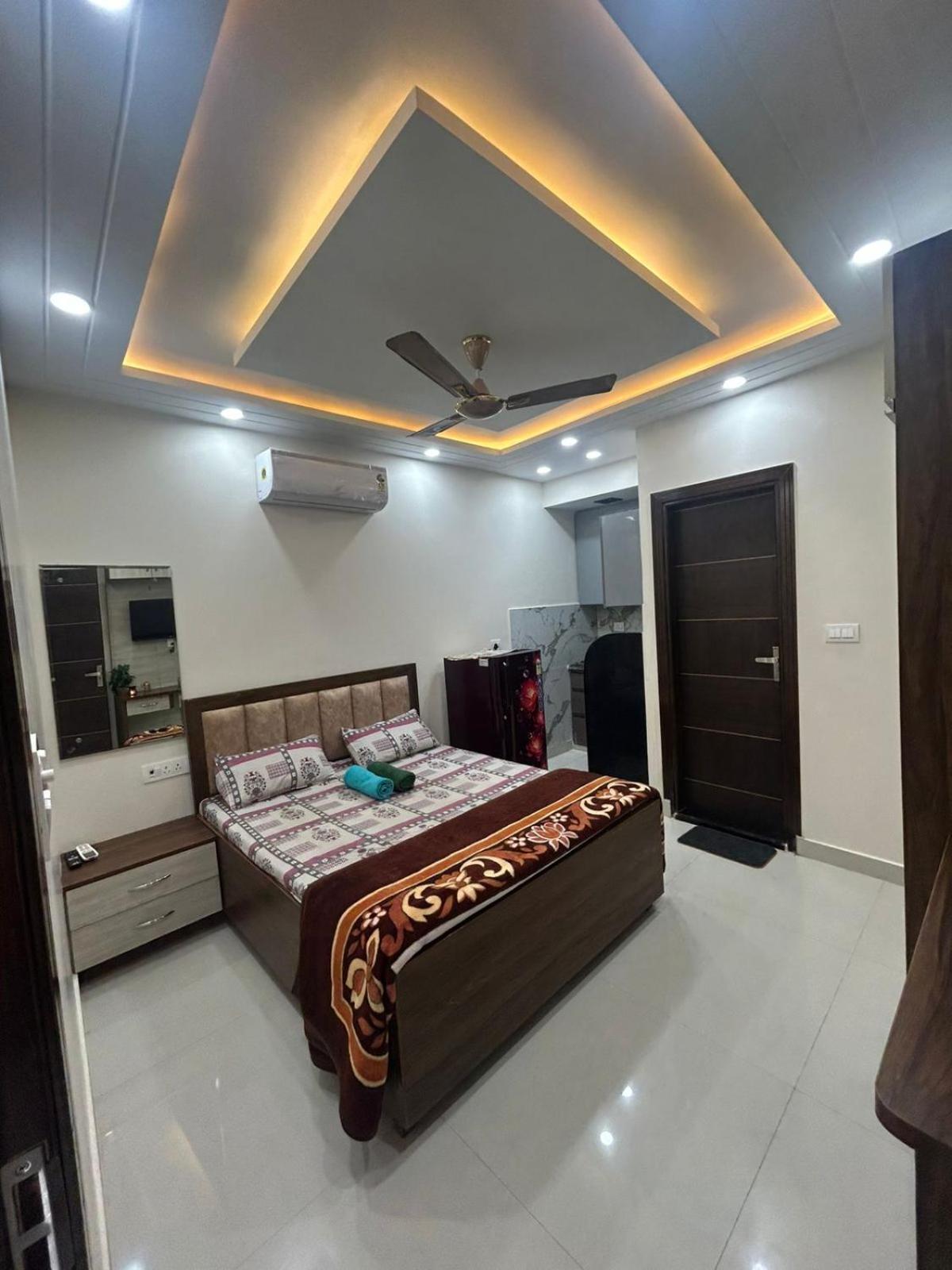 Apartment The Hideaway In South Delhi *