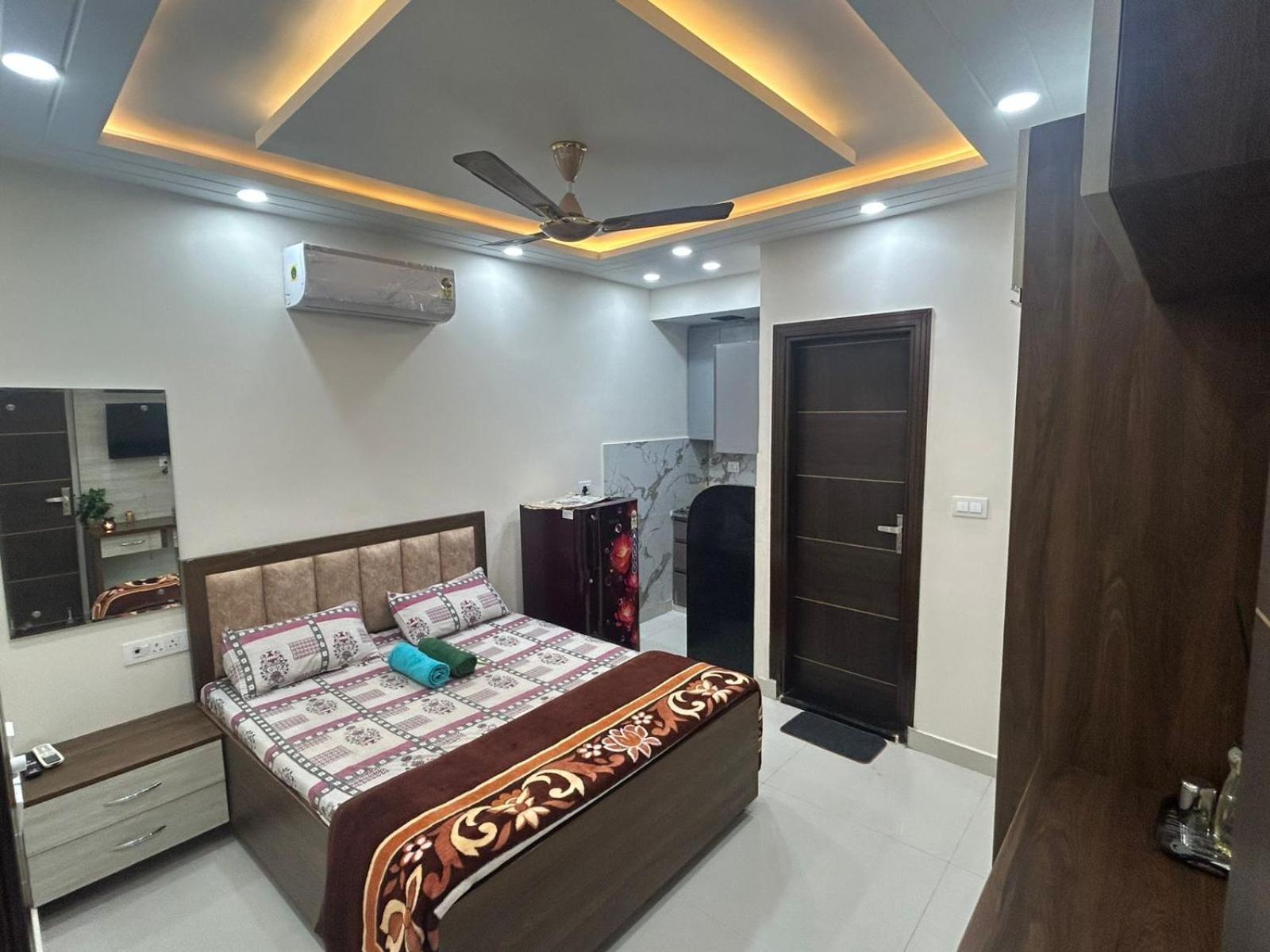Apartment The Hideaway In South Delhi New Delhi
