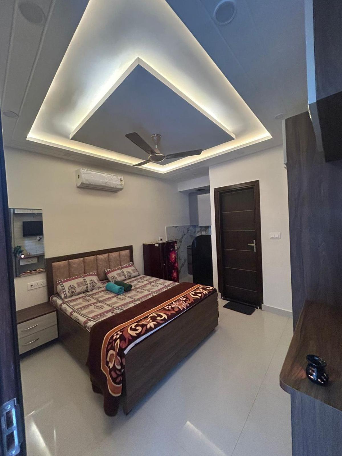 Apartment The Hideaway In South Delhi *